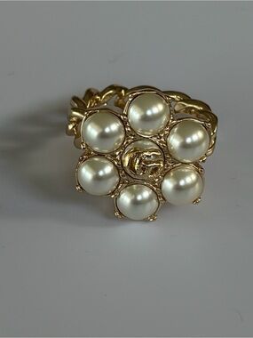 Monogram  Gold-Tone Pearl Floral Cluster Ring 6-1/2 NWOT